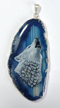 Hand Painted Howling White Wolf Agate Pendant