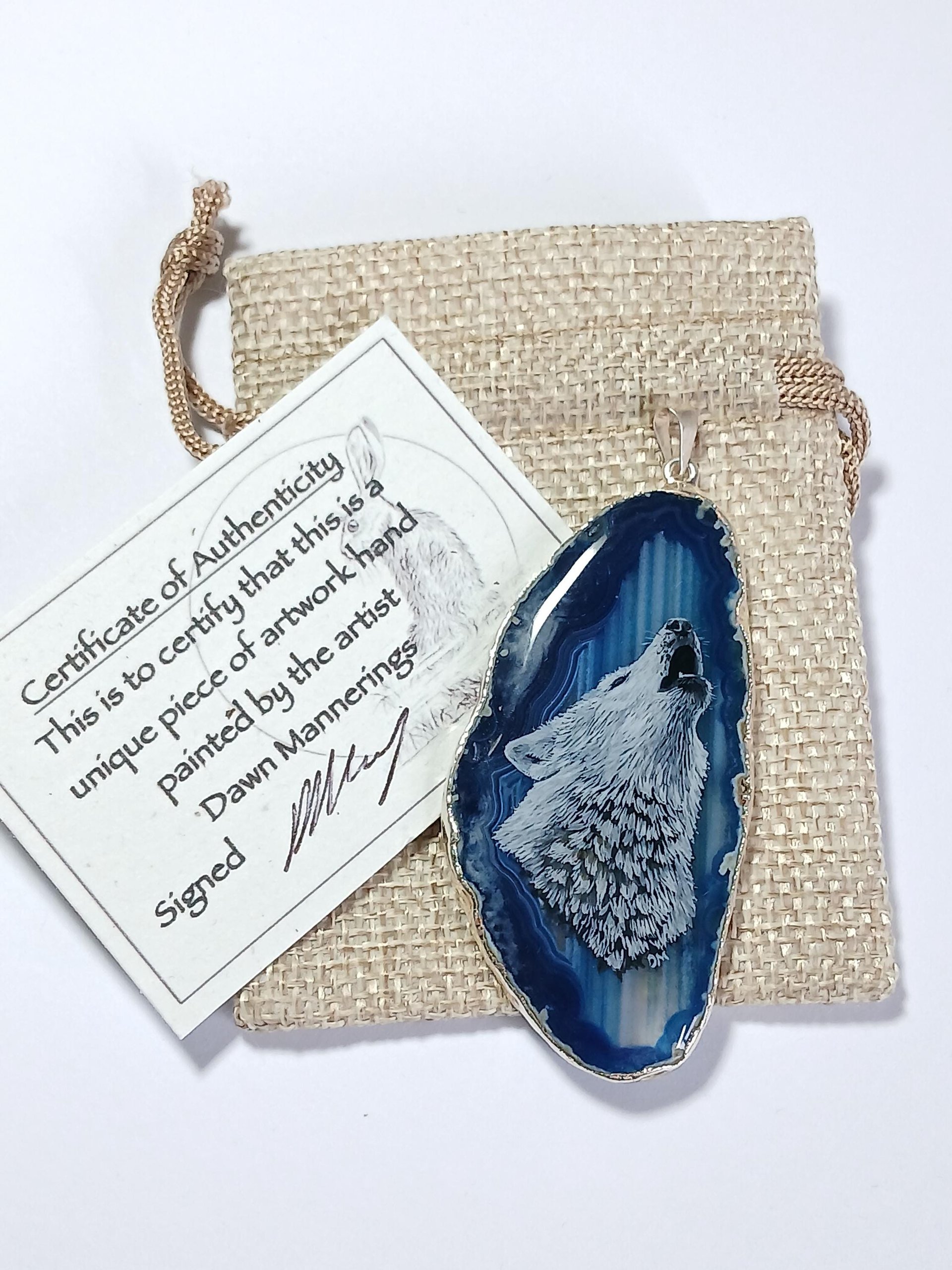 Hand Painted Howling White Wolf Agate Pendant